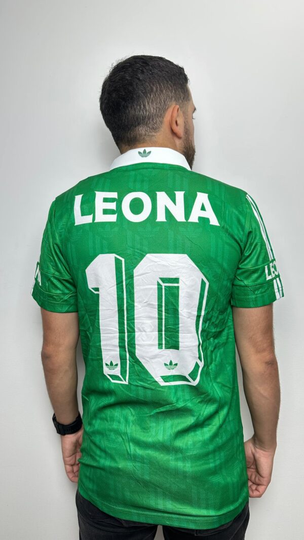 Leona Retro Manga Corta