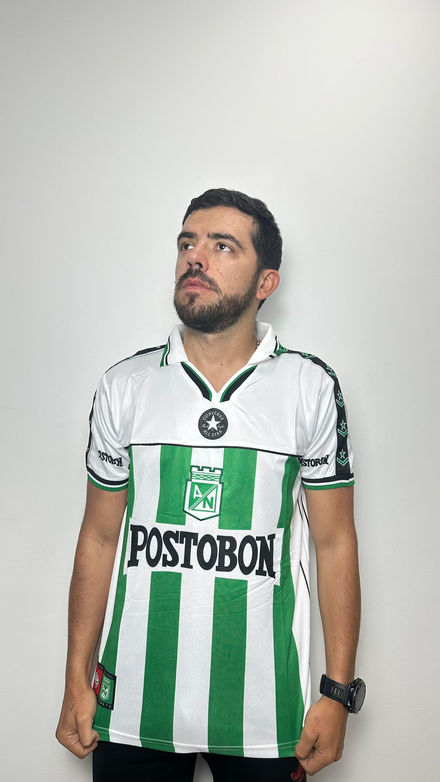 Converse 2001 Visitantes