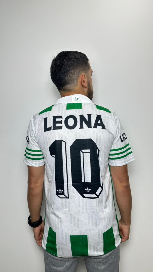 Leona Retro 1997