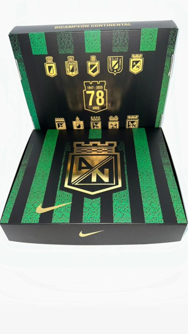 e14cd79f-6c40-419c-9a0b-bdcdc762ba0a Cajitas De Regalo