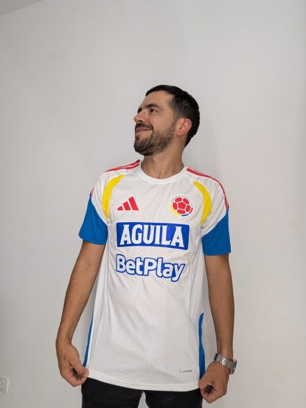 Camiseta Entrenamiento Colombia Versión Jugador 1.1 2026