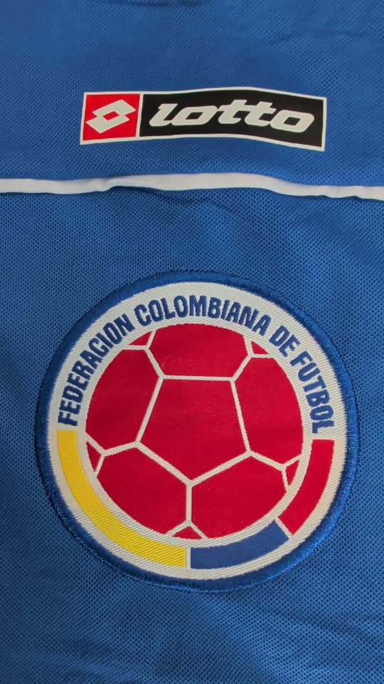 Camiseta Colombia Retro 2003 Manga Larga (Calidad 1.1)