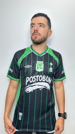 Camiseta Umbro Año 2004 VISITANTES Camiseta Umbro Año 2004 VISITANTES