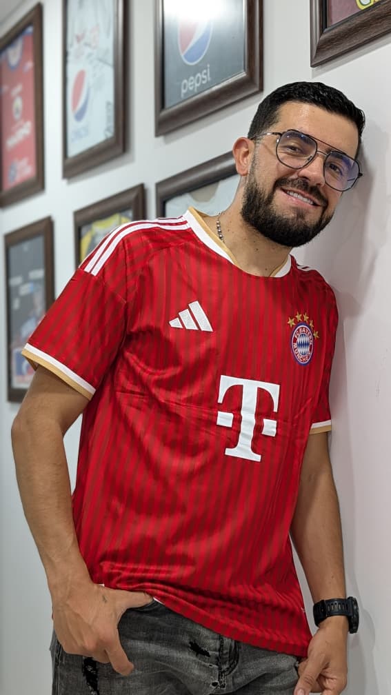 Bayer local temporada 26-27 (camiseta triple A)