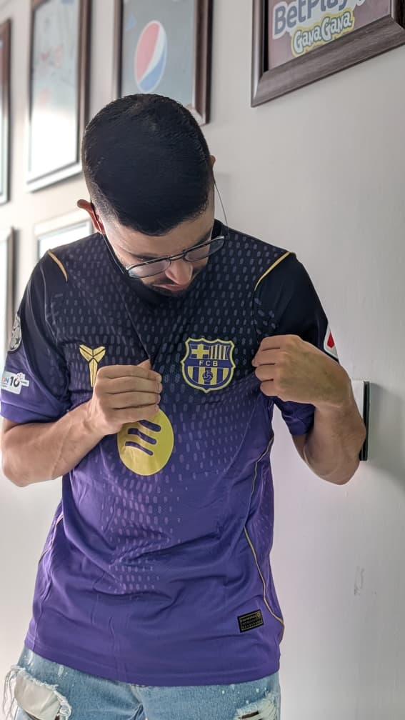 UNIFORME DEL BARSELONA VERCION JUGADOR